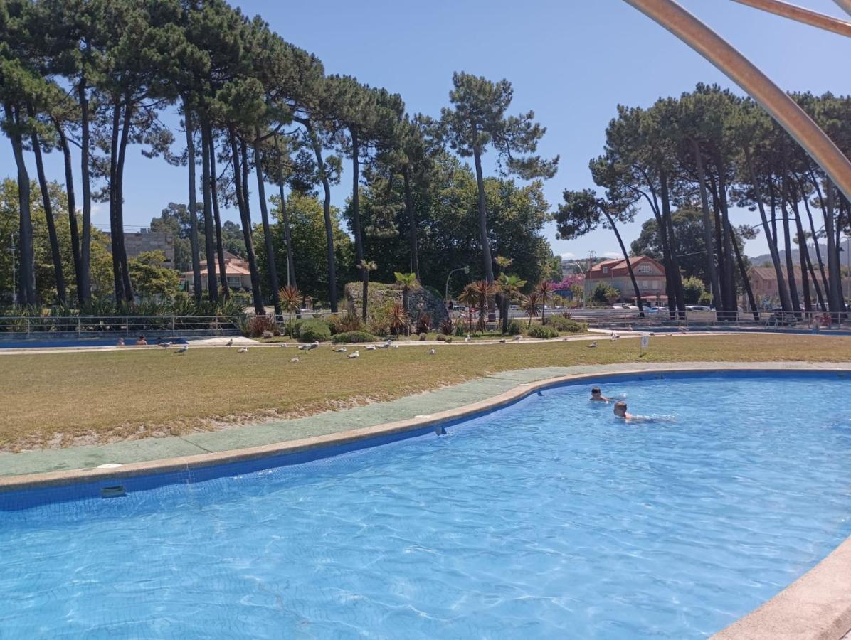 Samil Primera Linea De Playa Vigo Exterior photo