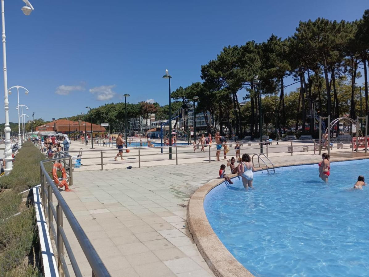 Samil Primera Linea De Playa Vigo Exterior photo